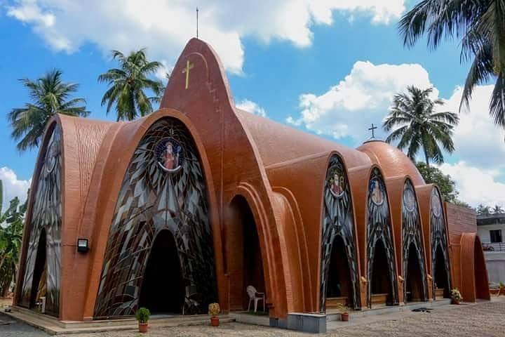 St. George Orthodox Church, Kochi, designed by Wallmakers holds sustainable features.
